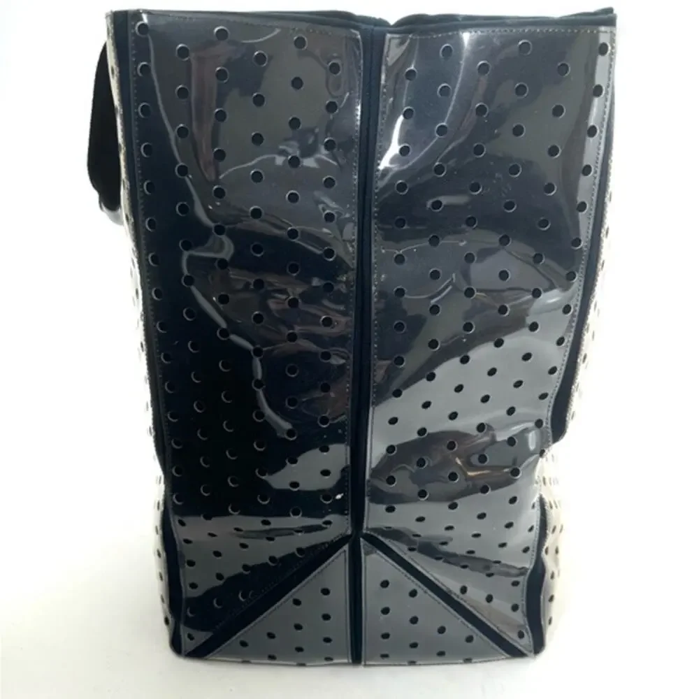 Chanel ENORMOUS tote, black + white fabric w/perforated pvc layer over material - Picture 14 of 16